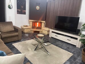 TV connectée, cheminée