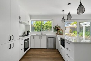 Fridge, microwave, oven, stovetop