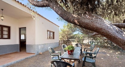 Ferienhaus 'Casa Epina' mit Bergblick und privater Terrasse
