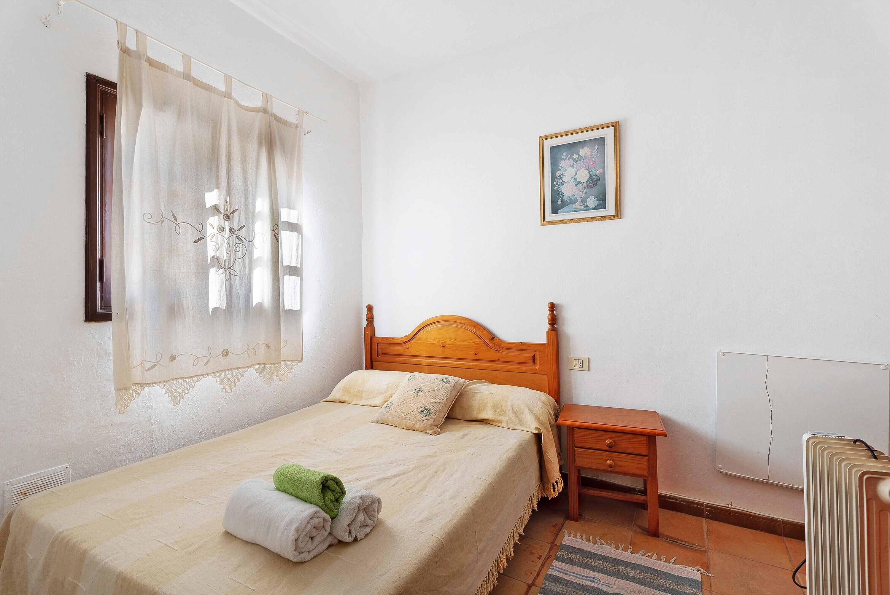 4 quartos, Wi-Fi de cortesia, roupa de cama