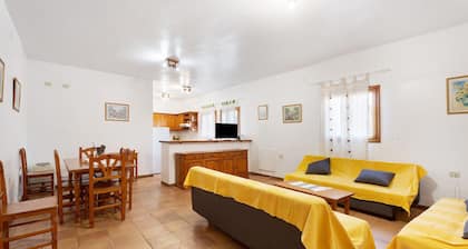 Holiday Home 'Casa Epina' with Mountain Views and Private Terrace