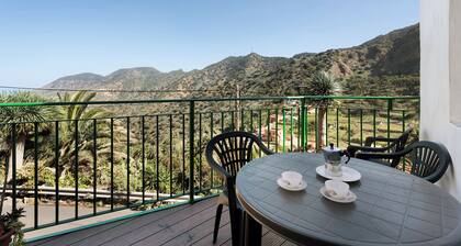 Holiday Home 'Casa De Berta' with Mountain Views, Private Terrace and Wi-Fi