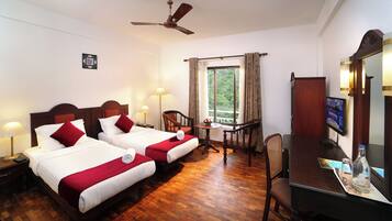 Mobiliario individual, escritorio, wifi gratis