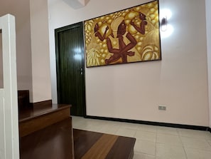 Interni