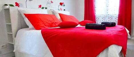 2 slaapkamers, een bureau, gratis wifi, beddengoed