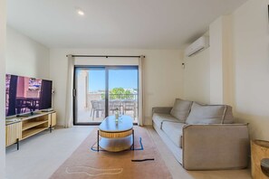 TV - Dream Brand new Townhouse (Adeje)