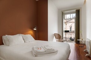 1 bedroom, iron/ironing board, free WiFi, bed sheets - Apartment 'Hungarian Biscuits Historic Center' with Balcony, Wi-Fi and Air Conditioning (Porto)