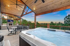 屋外ダイニングエリア