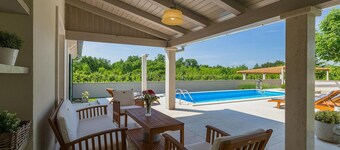Awesome home in Pazin