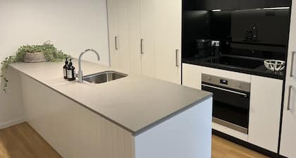 New & Modern 1bd Apt. w/parking