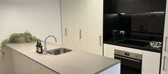 New & Modern 1bd Apt. w/parking