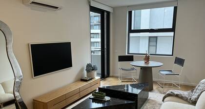 New & Modern 1bd Apt. w/parking