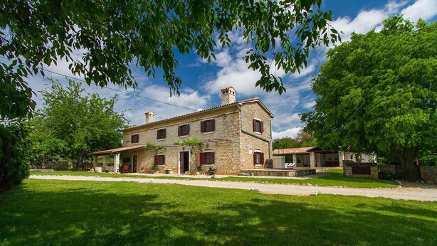 Exterior - Gorgeous home in Svetvincenat with WiFi (Svetvincenat)