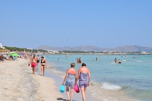 Beach - Villa Northern Star near the beach with pool, Wi-Fi, air conditioning, terrace and garden (Port d´Alcudia)