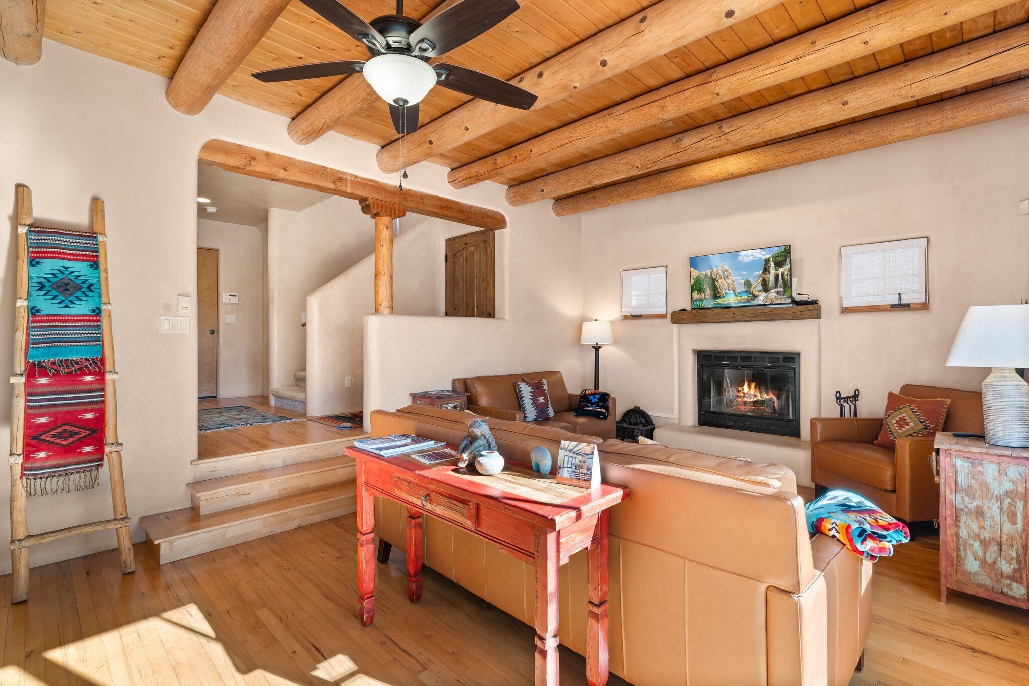 智能电视、壁炉