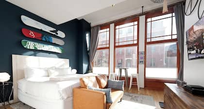 Updated Condo in the Historic Jarvis Building - Downtown Durango - AC
