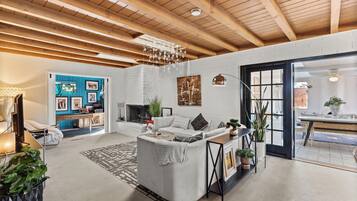 TV connectée, chaîne hi-fi