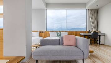Luxury Suite