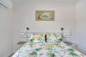 Interior - Indian Rocks Beach Getaway w/ Balcony + Bay View! (Indian Rocks Beach)