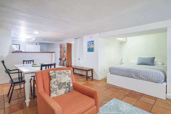 Apartment (0 Bedroom) | Bahagian dalam