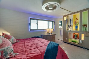 1 bedroom, iron/ironing board, bed sheets - Colorful Poipu Condo w/ Expansive Ocean Views! (Koloa)
