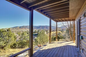Interior - Cedar City Home w/ Mountain Views & Game Room! (Cedar City)