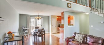 Large Clarksville Family Home ~ 4 Mi to Speedway!