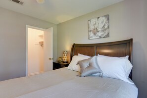 House (3 Bedrooms) | Interior - Beaumont Rental Home ~ 2 Mi to Gulf Terrace Park! (Beaumont)