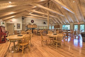 House (3 Bedrooms) | Interior - Deep Gap Cabin w/ 2 Decks & Community Amenities! (Deep Gap)