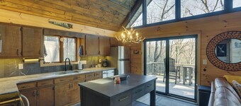 Deep Gap Cabin w/ 2 Decks & Community Amenities!
