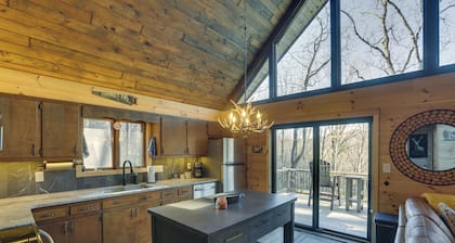 Deep Gap Cabin w/ 2 Decks & Community Amenities!