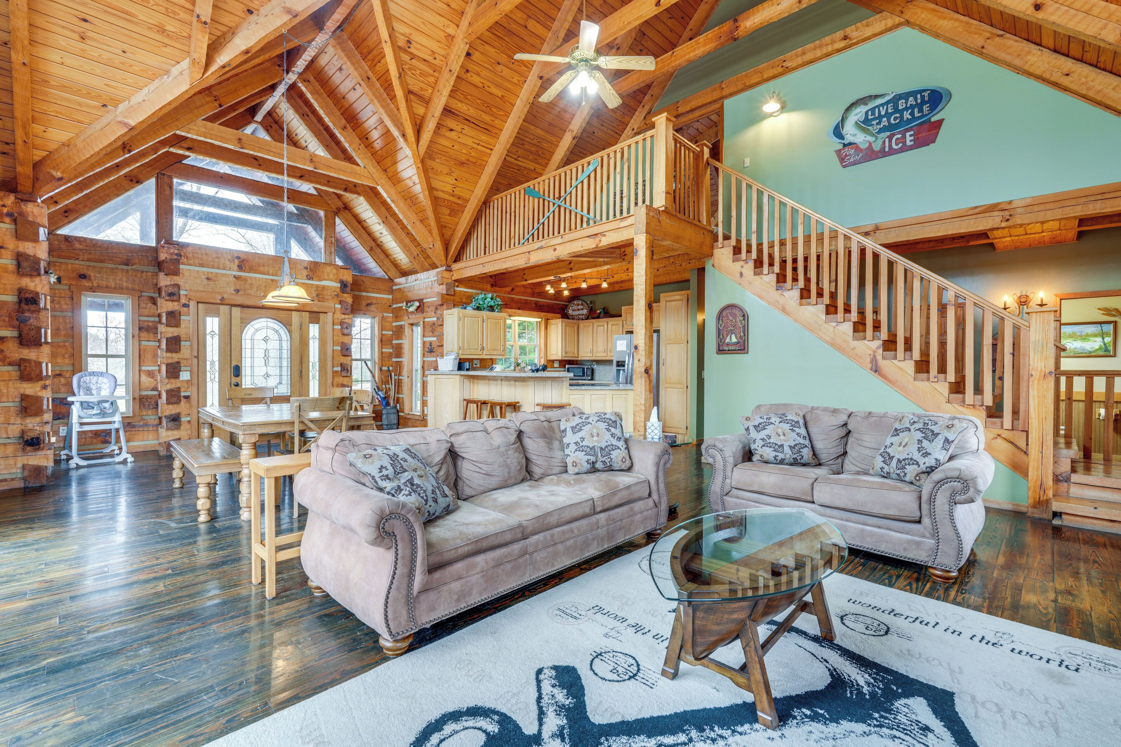 Rumah (4 Bedrooms) | Bagian depan properti