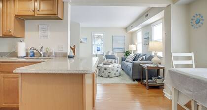 Downtown Condo ~ 10 Mi to Ocean City Beach!