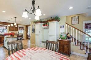 Nhà (4 Bedrooms) | Nội thất