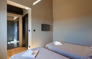 Free WiFi, bed sheets - Stunning home in Rovinj with sauna (Rovinj)