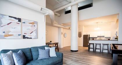 5BR CozySuites The Block-SkybridgeAccess