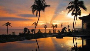 Pool - Sky Beach Club Vine House - Contemporary Beach Villa, Pool (Governors Harbour)