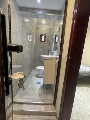 Håndklæder, Sæbe, Toiletpapir