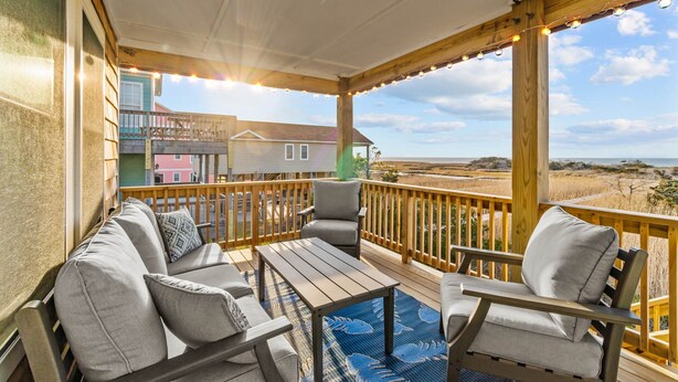 Unclassified image, 1 of 45, button - Canalfront Dog Friendly w/ Hot Tub, Private Boardwalk, Media Room (Frisco)