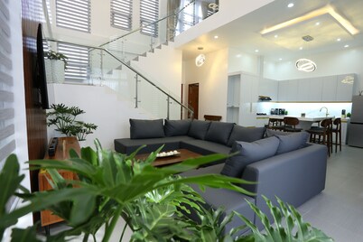 Saltwater Serenity RestHouse-perfect escape for families seeking Comfort&Privacy