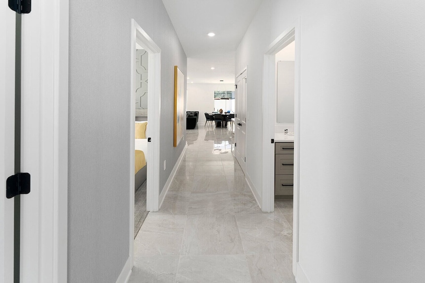 Villa Laguna | Stunning Home W/ Cozy Lr/dr, Pvt Pool, & Themed Br Near The Parks - 奧蘭多, FL
