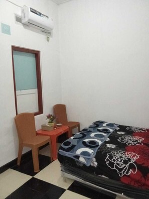 Room - K ADVENTURE HOMESTAY (Banyuwangi)