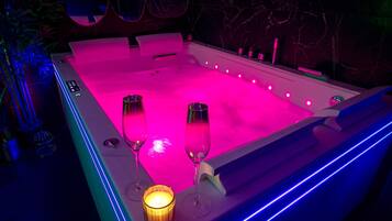 Bain à remous intérieur