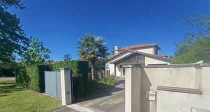 Chambre à Louer Dans Maison Assez Spacieuse Chambre Meublée