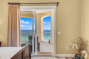 4 chambres, Wi-Fi gratuit, draps fournis