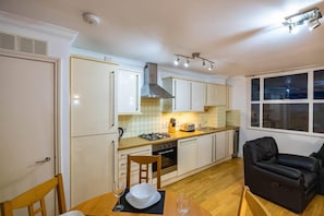 Apartment | Eigene Küche