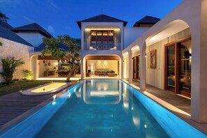Deluxe Villa, 3 Bedrooms, Private Pool | Premium bedding, desk, laptop workspace, iron/ironing board - Navya Villas (Kerobokan)