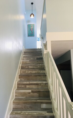 Interior - Sun, Space, Sea! Super Clean 2 BR/2BA Town Home in Cape Canaveral. Monthly Only. (Cape Canaveral)