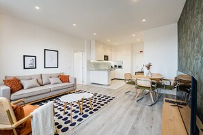 TV - GuestReady - Matosinhos Cozy Stay (Matosinhos)