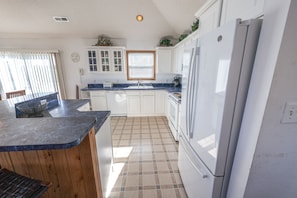 Fridge, microwave, oven, stovetop - WH868- Beautiful 5 bedroom, 4.5 bath vacation rental house in Corolla! (Corolla)